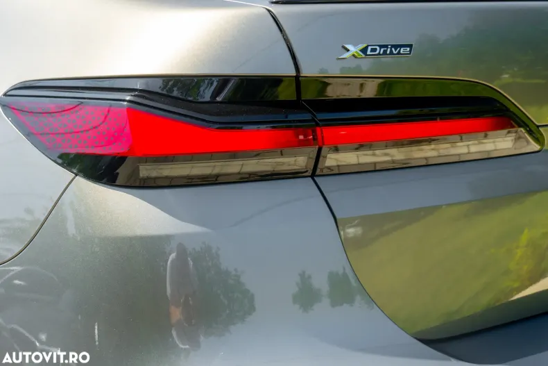 BMW Seria 7 din 2025 cu 10.900 km - oferta BMW124000 - foto 25