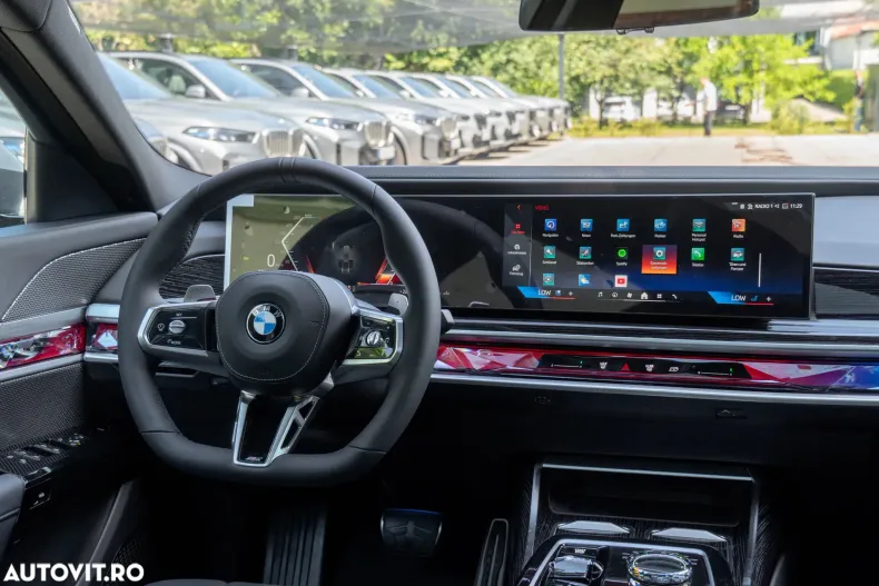 BMW Seria 7 din 2025 cu 12.500 km - oferta BMW124006 - foto 9