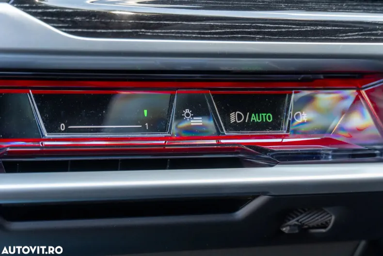 BMW Seria 7 din 2025 cu 12.500 km - oferta BMW124006 - foto 19