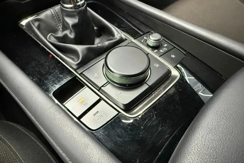 Mazda 3 din 2023 cu 12.150 km - oferta MAZ124024 - foto 13