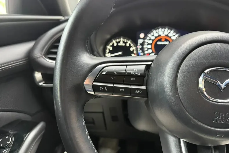 Mazda 3 din 2023 cu 12.150 km - oferta MAZ124024 - foto 14