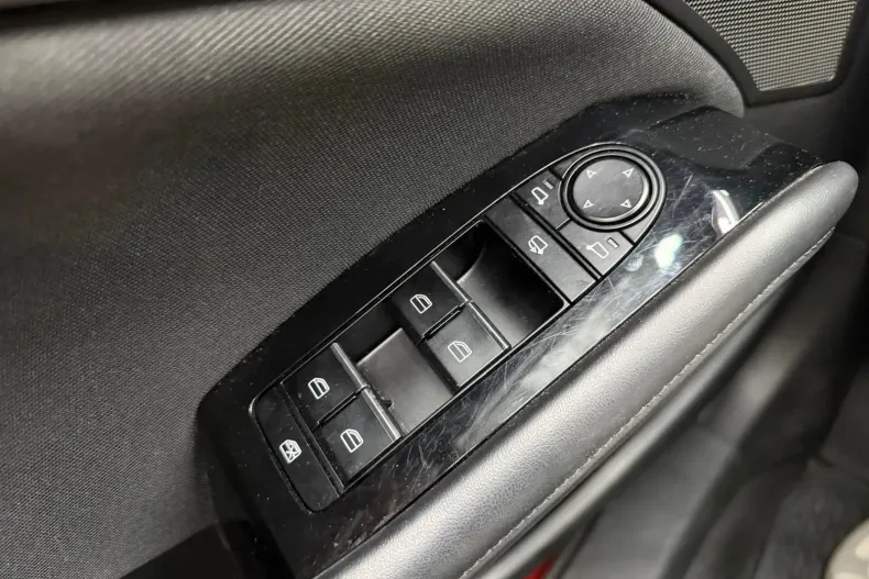 Mazda 3 din 2023 cu 12.150 km - oferta MAZ124024 - foto 21