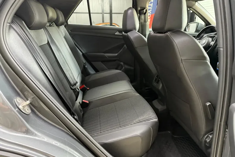 Volkswagen T-Roc din 2020 cu 133.300 km - oferta VOL124037 - foto 26