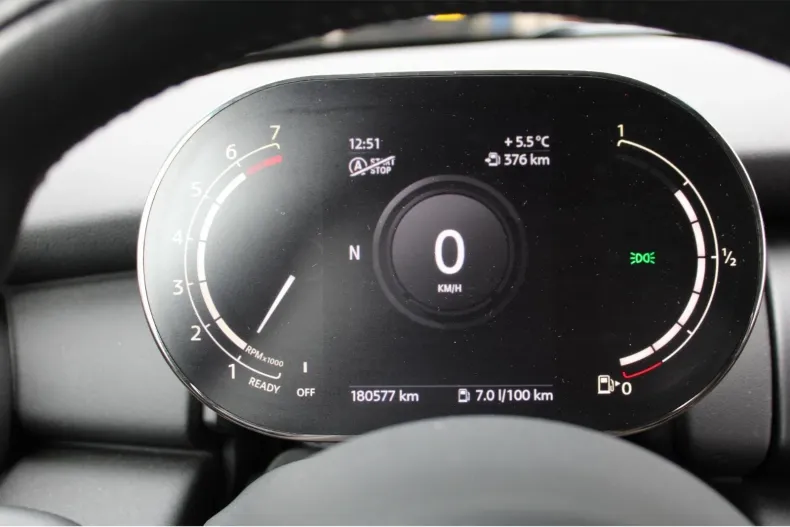 MINI Cooper din 2021 cu 180.000 km - oferta MIN124041 - foto 5