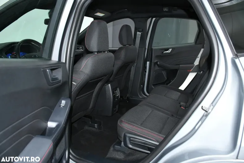 Ford Kuga din 2021 cu 159.000 km - oferta FOR124043 - foto 6