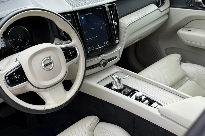 Volvo XC60 din 2019 cu 170.000 km - oferta VOL124056 - foto 11