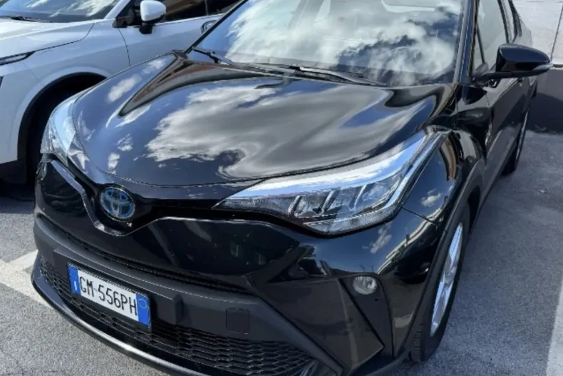 Toyota C-HR din 2023 cu 95.500 km - oferta TOY124059 - foto 5