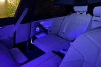 BMW Seria 7 din 2025 cu 15 km - oferta BMW124072 - foto 21