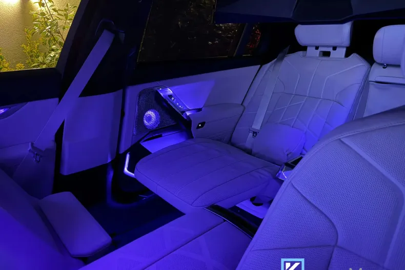 BMW Seria 7 din 2025 cu 15 km - oferta BMW124073 - foto 15