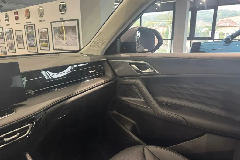 MG HS din 2025 cu 5 km - oferta MG0124095 - foto 15