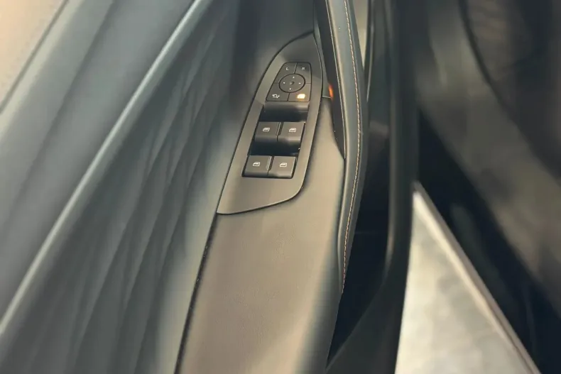 MG HS din 2024 cu 6.300 km - oferta MG0124096 - foto 19