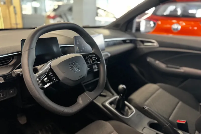 MG MG3 din 2024 cu 1.200 km - oferta MG0124097 - foto 5