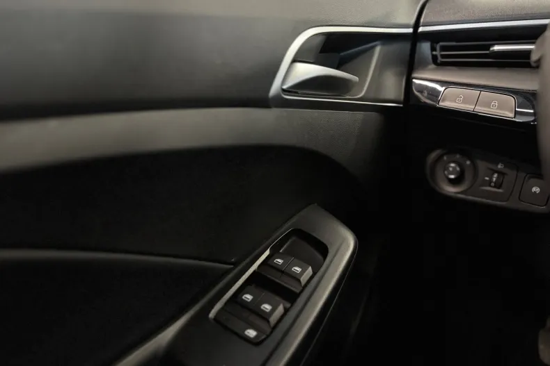 MG MG3 din 2024 cu 1.200 km - oferta MG0124097 - foto 15