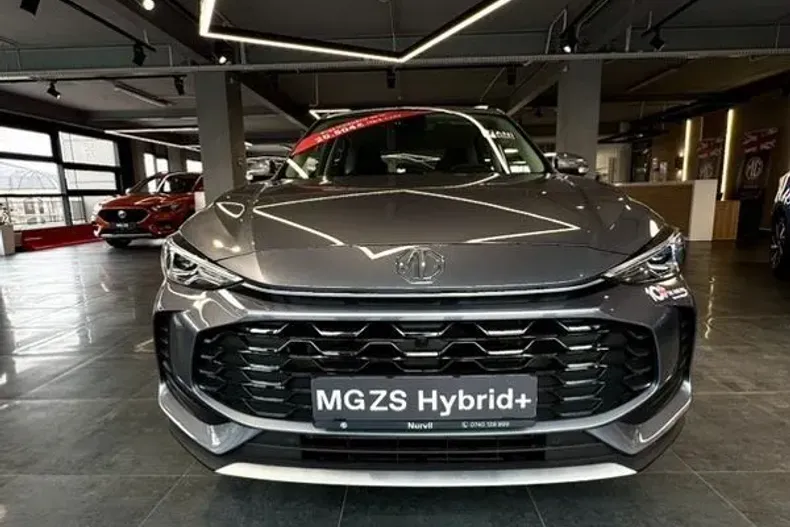 MG ZS HEV din 2024 cu 2 km - oferta MG0124101 - foto 1