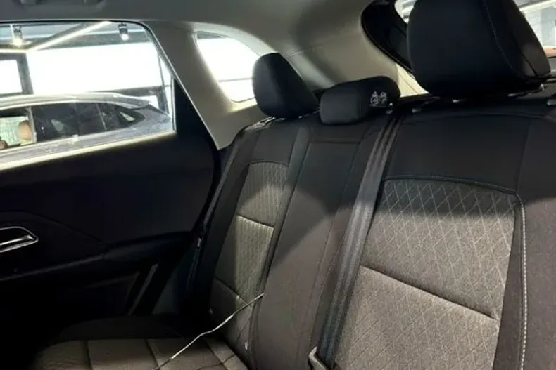 MG ZS HEV din 2024 cu 2 km - oferta MG0124101 - foto 15