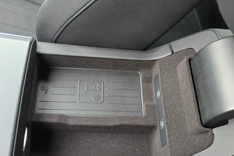 Audi A6 din 2025 cu 83 km - oferta AUD124110 - foto 27