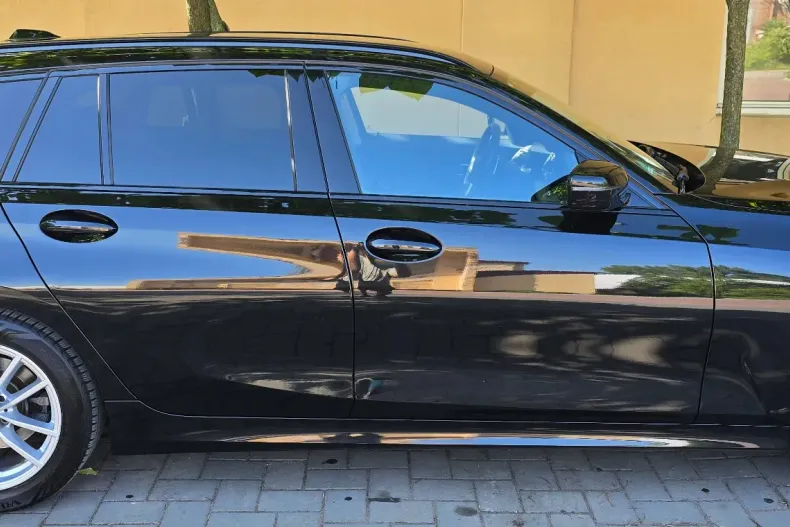 BMW Seria 3 din 2024 cu 25.620 km - oferta BMW124111 - foto 3