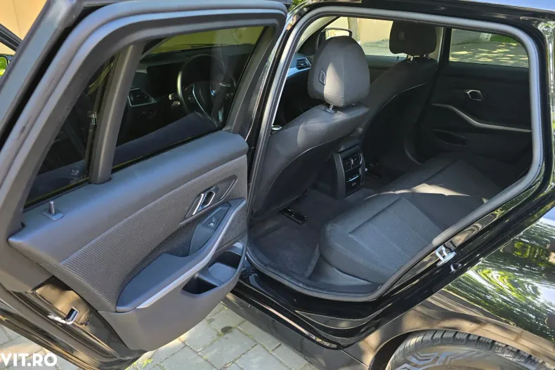 BMW Seria 3 din 2024 cu 25.620 km - oferta BMW124111 - foto 18