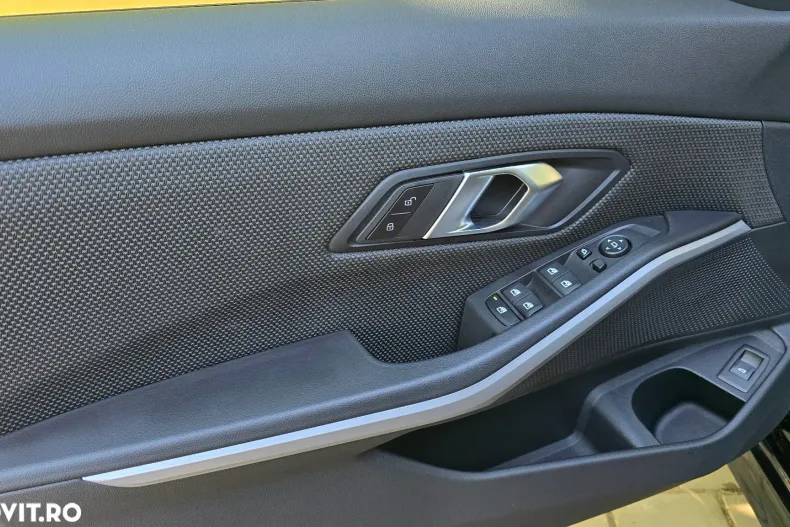 BMW Seria 3 din 2024 cu 25.620 km - oferta BMW124111 - foto 22