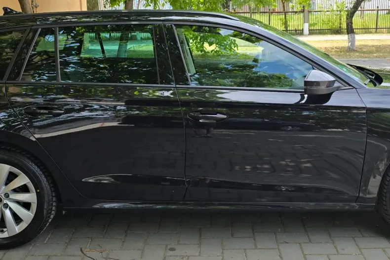 Skoda Octavia din 2024 cu 11.930 km - oferta SKO124112 - foto 9