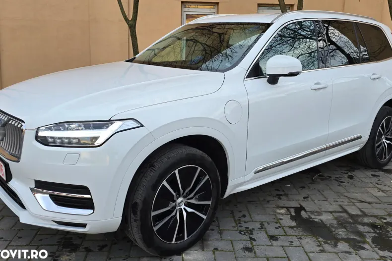 Volvo XC90 din 2021 cu 55.980 km - oferta VOL124113 - foto 3