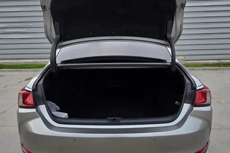 Lexus Seria ES din 2019 cu 117.500 km - oferta LEX124116 - foto 25