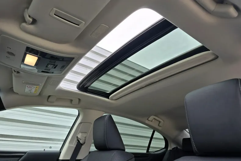 Lexus Seria ES din 2019 cu 117.500 km - oferta LEX124116 - foto 31