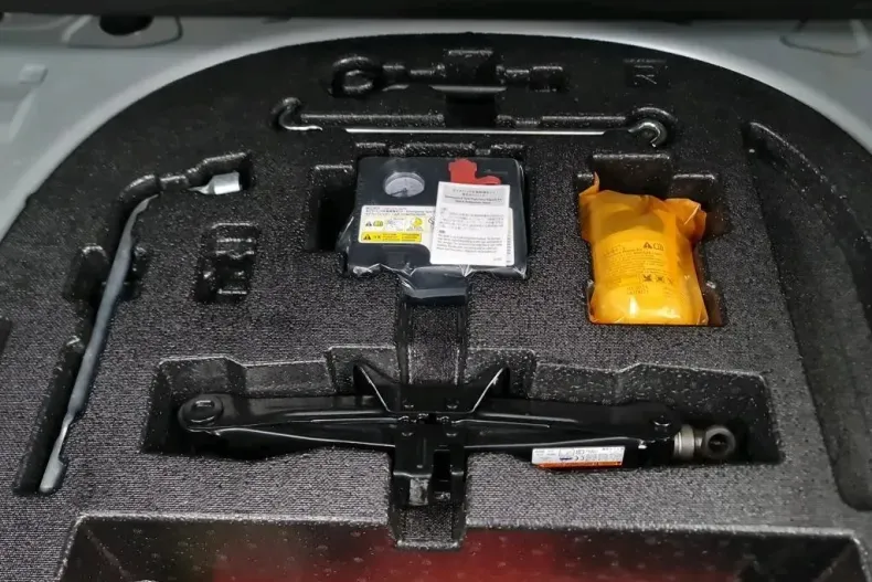 Lexus Seria ES din 2019 cu 117.500 km - oferta LEX124116 - foto 33