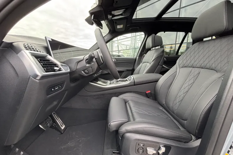 BMW X5 din 2025 cu 1 km - oferta BMW124140 - foto 11