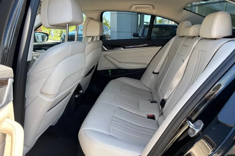 BMW Seria 5 din 2020 cu 69.990 km - oferta BMW124141 - foto 9