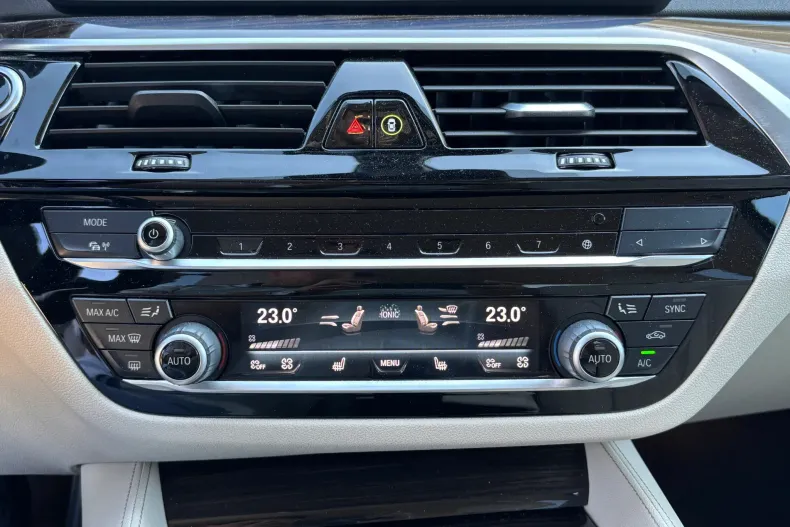 BMW Seria 5 din 2020 cu 69.990 km - oferta BMW124141 - foto 14