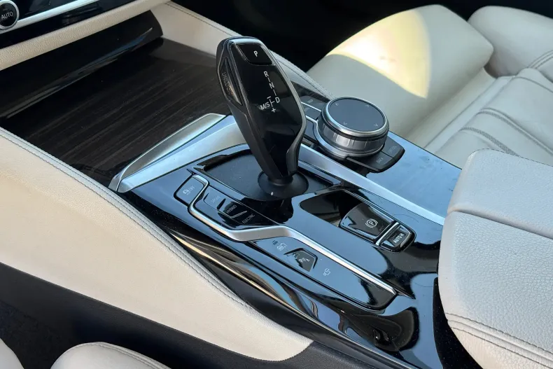 BMW Seria 5 din 2020 cu 69.990 km - oferta BMW124141 - foto 15