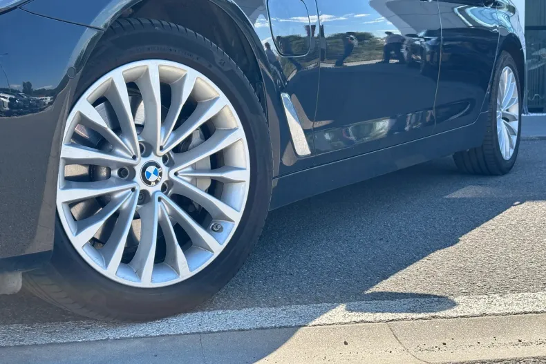 BMW Seria 5 din 2020 cu 69.990 km - oferta BMW124141 - foto 21