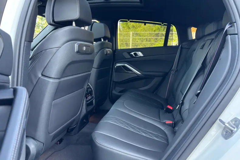 BMW X6 din 2025 cu 1 km - oferta BMW124145 - foto 11