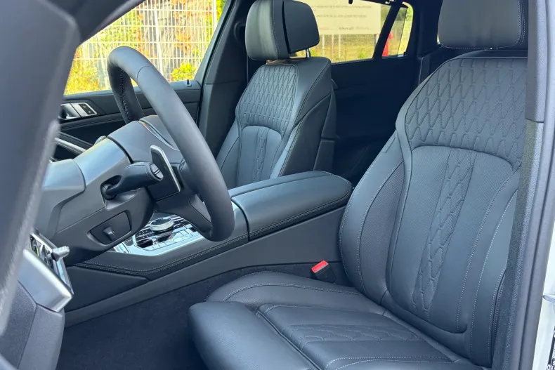 BMW X6 din 2025 cu 1 km - oferta BMW124145 - foto 13