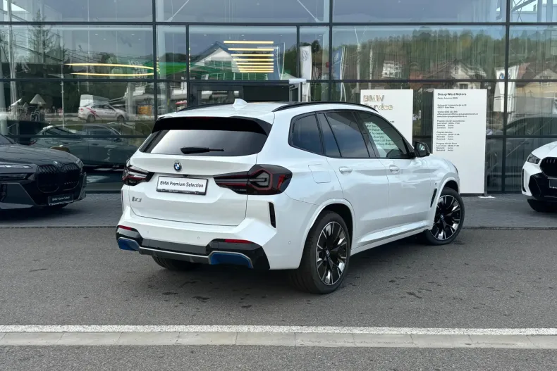 BMW iX3 din 2024 cu 9.269 km - oferta BMW124148 - foto 3