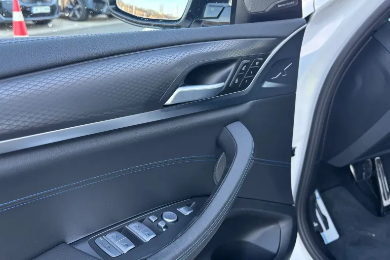 BMW iX3 din 2024 cu 9.269 km - oferta BMW124148 - foto 17