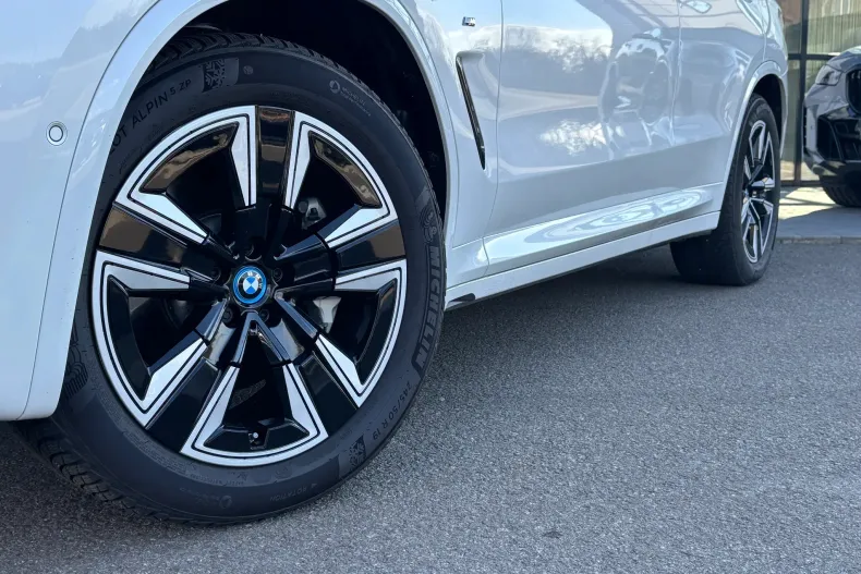 BMW iX3 din 2024 cu 9.269 km - oferta BMW124148 - foto 24