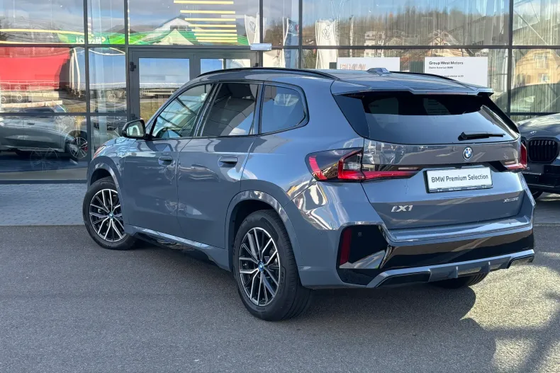 BMW iX1 din 2024 cu 8.799 km - oferta BMW124149 - foto 2