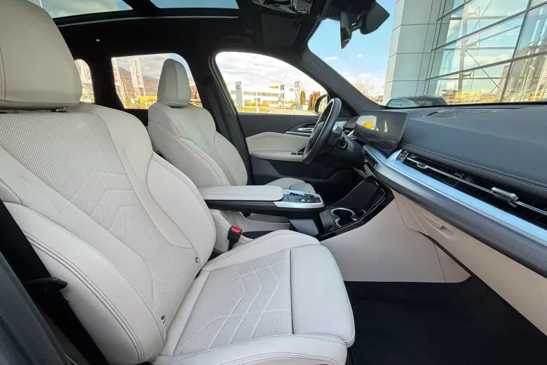 BMW iX1 din 2024 cu 8.799 km - oferta BMW124149 - foto 7