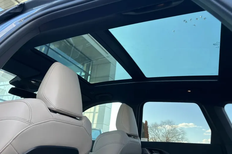 BMW iX1 din 2024 cu 8.799 km - oferta BMW124149 - foto 12