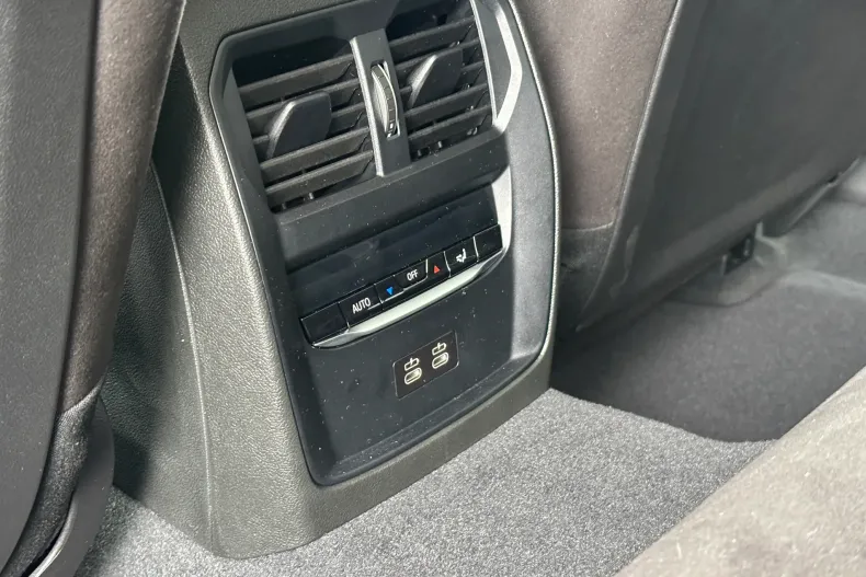 BMW Seria 3 din 2025 cu 1 km - oferta BMW124150 - foto 15