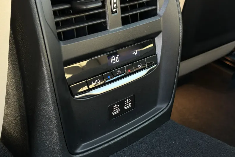 BMW Seria 3 din 2024 cu 1 km - oferta BMW124154 - foto 16