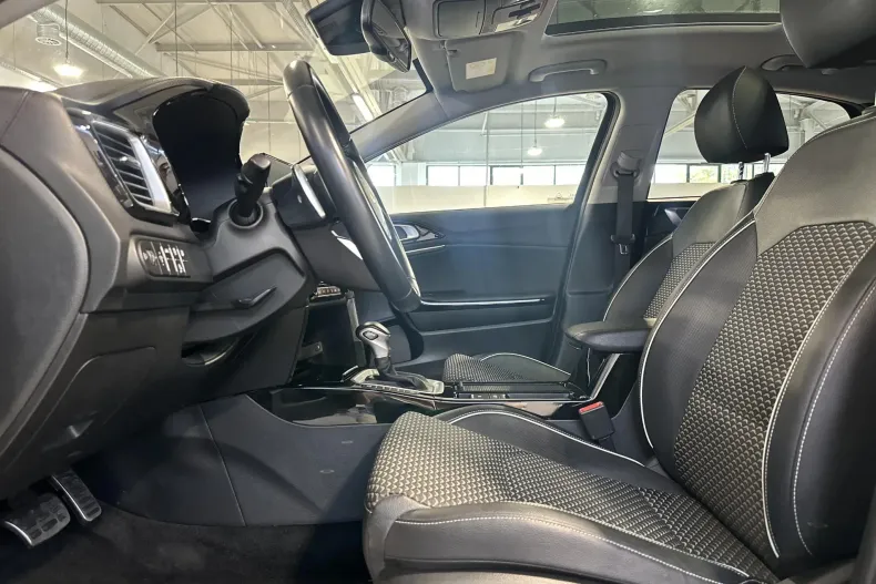 Kia XCeed din 2022 cu 73.782 km - oferta KIA124167 - foto 24