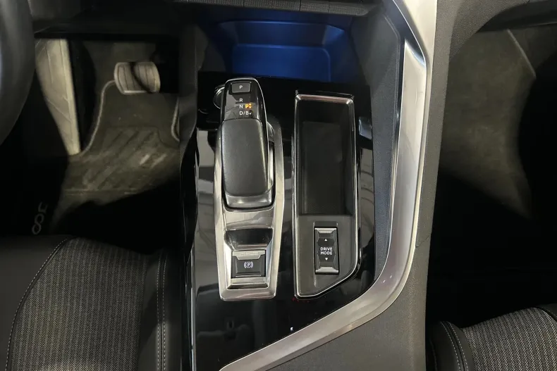 Peugeot 3008 din 2022 cu 62.119 km - oferta PEU124168 - foto 18