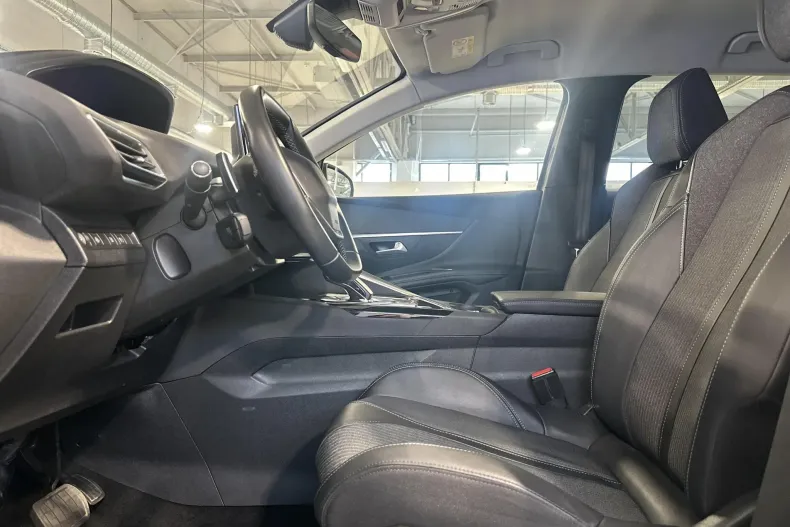 Peugeot 3008 din 2022 cu 62.119 km - oferta PEU124168 - foto 23