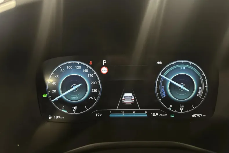 Hyundai SANTA FE din 2021 cu 60.707 km - oferta HYU124169 - foto 10