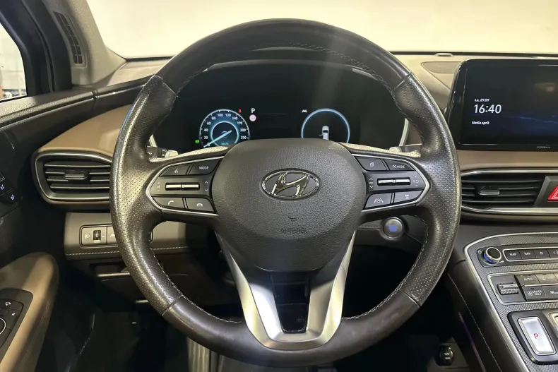 Hyundai SANTA FE din 2021 cu 60.707 km - oferta HYU124169 - foto 16