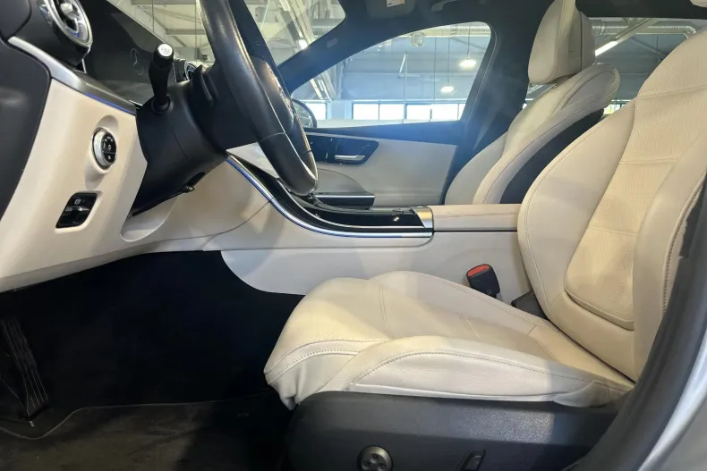 Mercedes-Benz C din 2022 cu 40.865 km - oferta MER124188 - foto 24