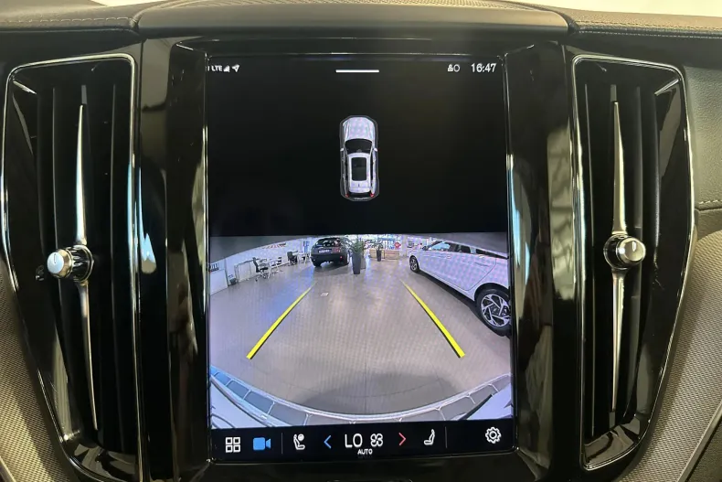 Volvo XC60 din 2021 cu 91.800 km - oferta VOL124197 - foto 19